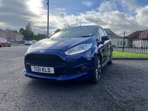 Used Ford Fiesta 2016 for sale - 76182259: Photo 2