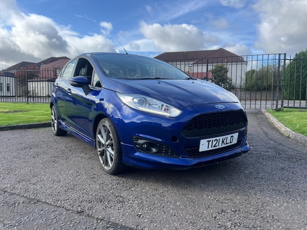 Used Ford Fiesta 2016 for sale - 76182259: Photo 3