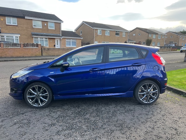 Used Ford Fiesta 2016 for sale - 76182259: Photo 6