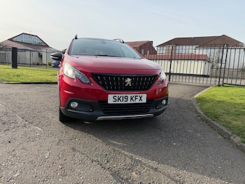 Used Peugeot 2008 2019 for sale - 77568763: Photo