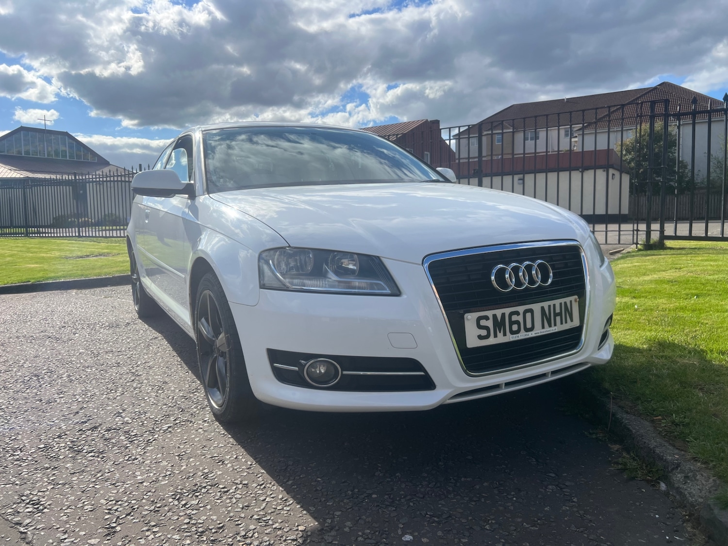 Used Audi A3 2010 for sale - 76182256: Photo 2