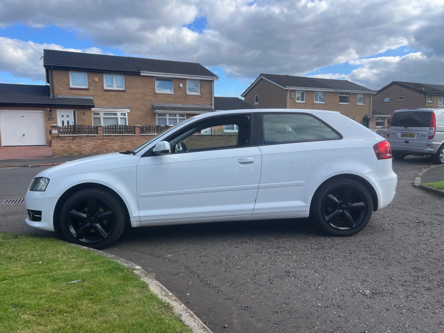 Used Audi A3 2010 for sale - 76182256: Photo 6