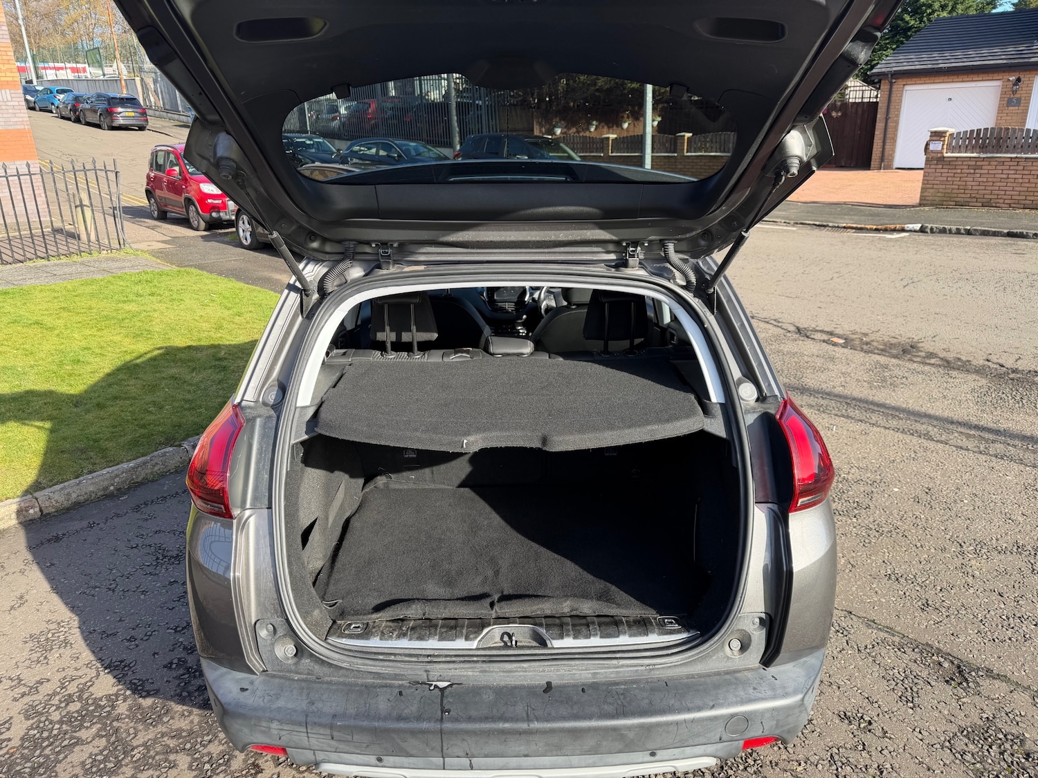 Used Peugeot 2008 2017 for sale - 77591862: Photo 11