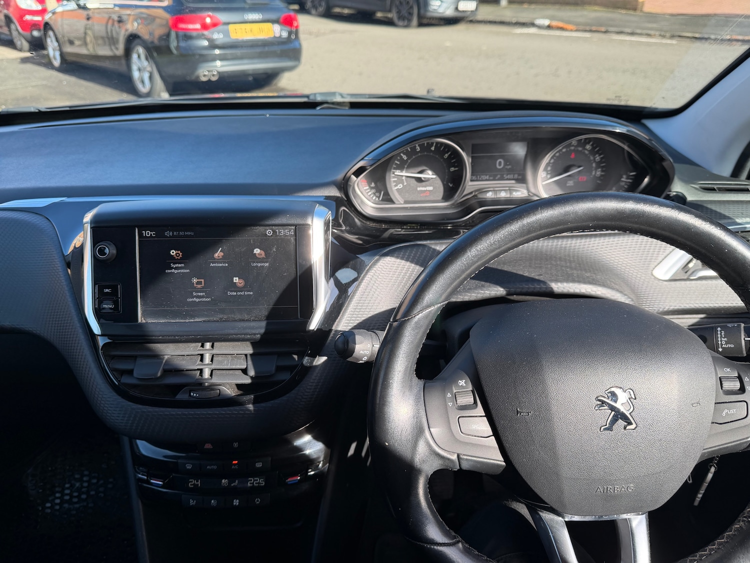 Used Peugeot 2008 2017 for sale - 77591862: Photo 18