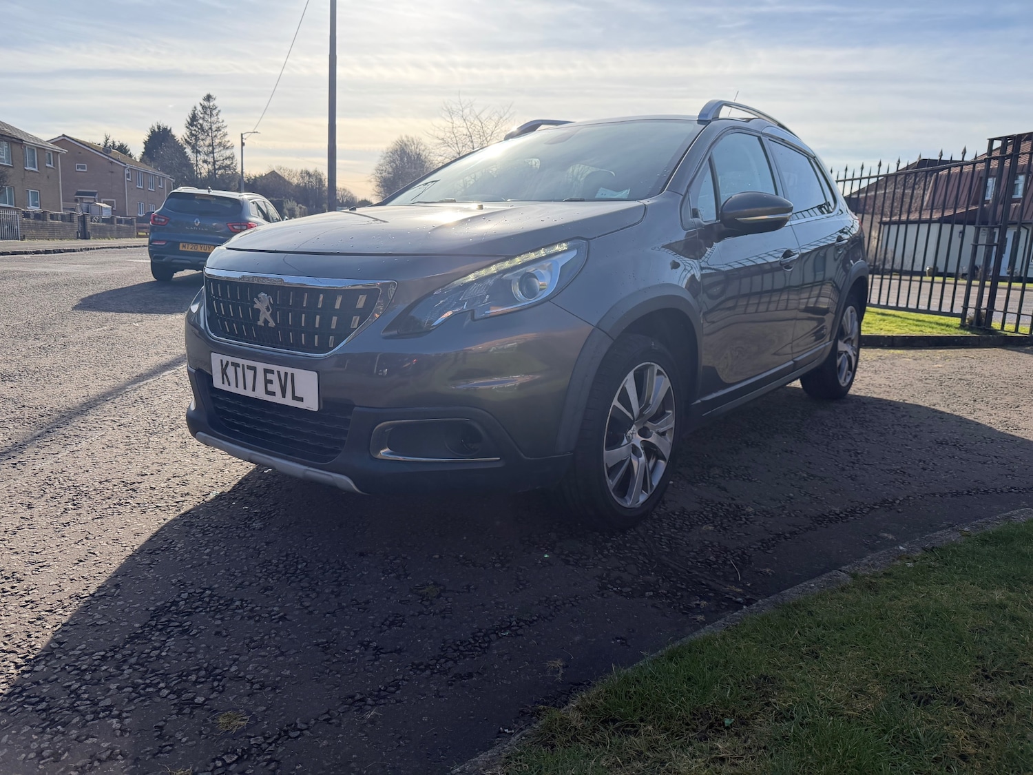 Used Peugeot 2008 2017 for sale - 77591862: Photo 3
