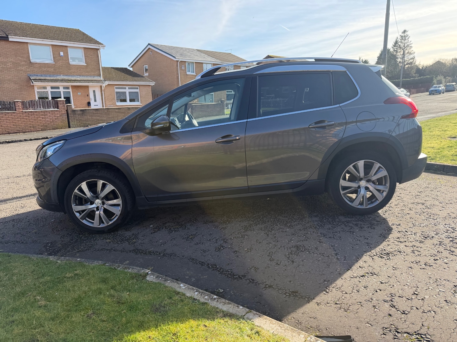 Used Peugeot 2008 2017 for sale - 77591862: Photo 5
