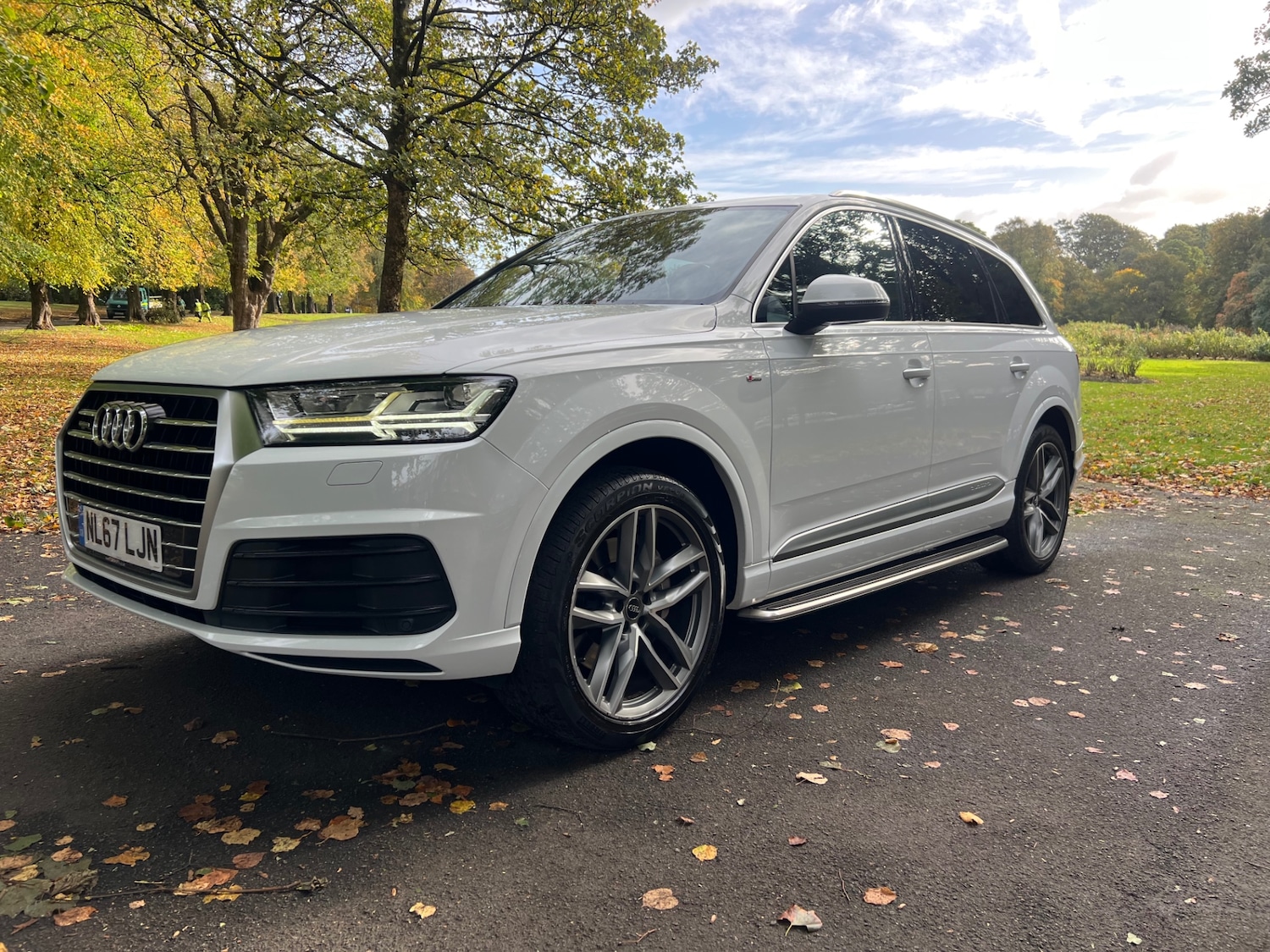 Used Audi Q7 2017 for sale - 76127124: Photo 2