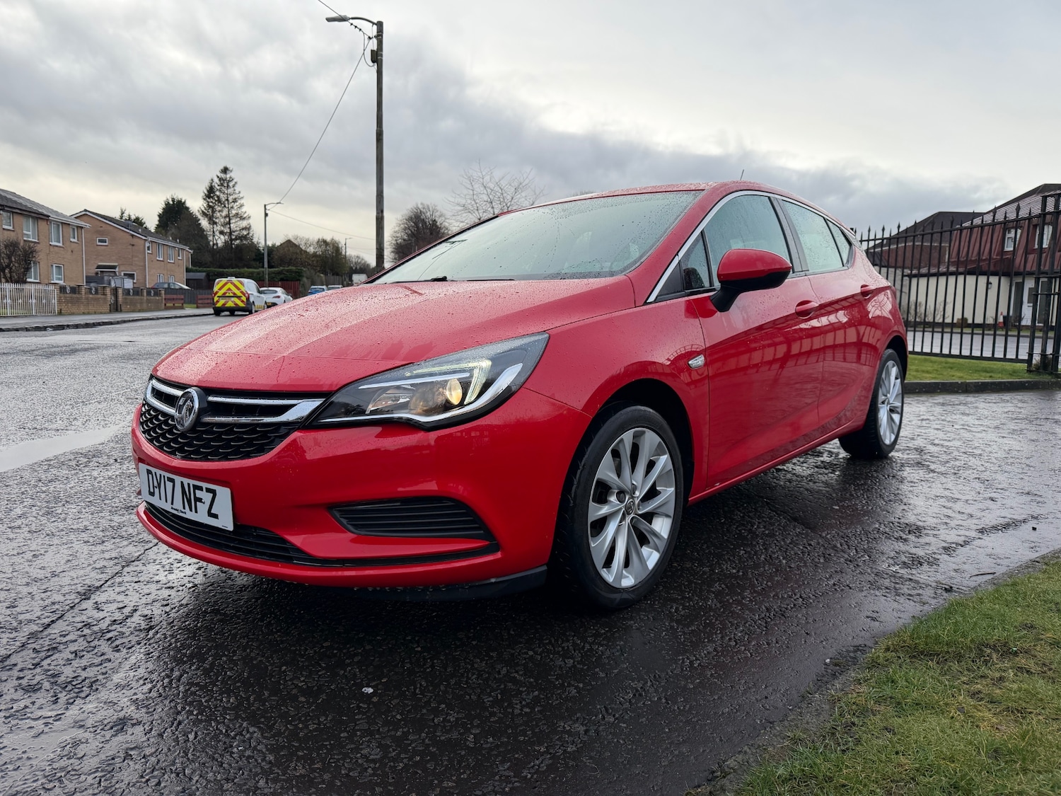 Used Vauxhall Astra 2017 for sale - 77501104: Photo 2
