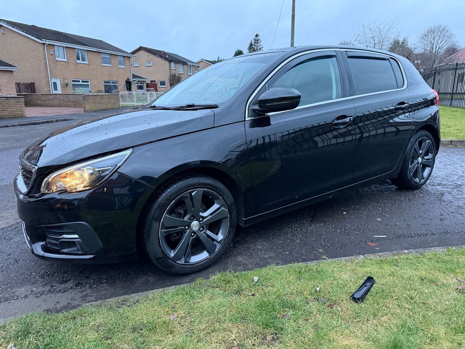 Used Peugeot 308 2017 for sale - 77318270: Photo 6