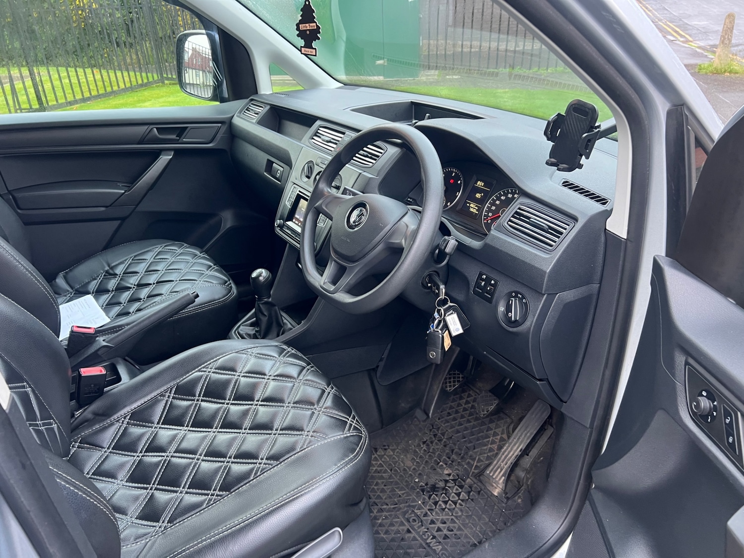 Used Volkswagen Caddy 2016 for sale - 76250717: Photo 14