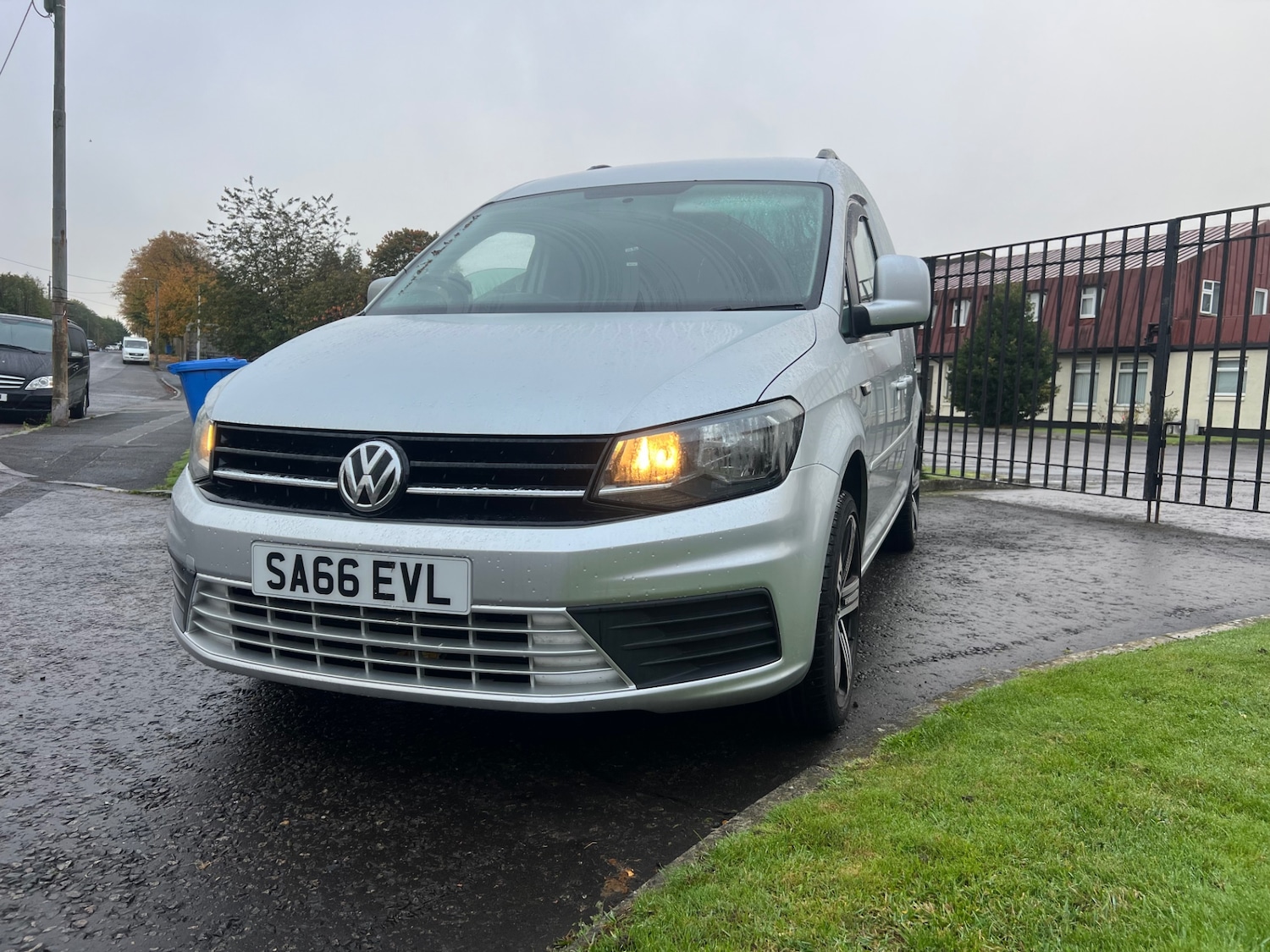 Used Volkswagen Caddy 2016 for sale - 76250717: Photo 4