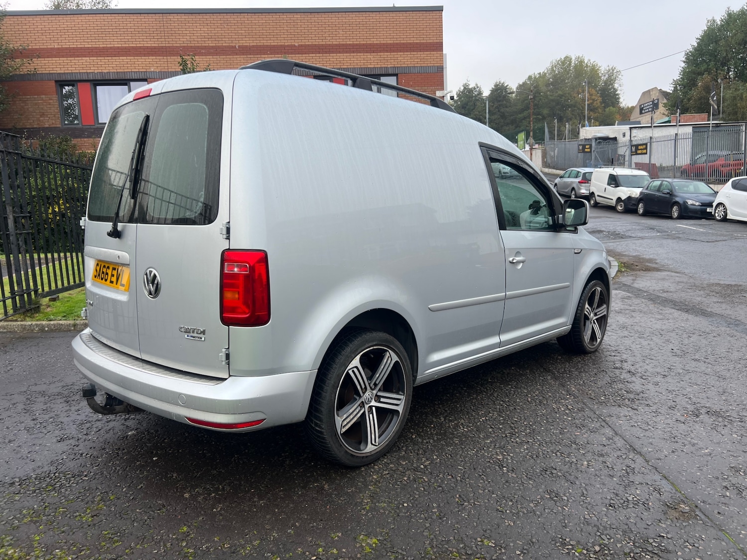 Used Volkswagen Caddy 2016 for sale - 76250717: Photo 8