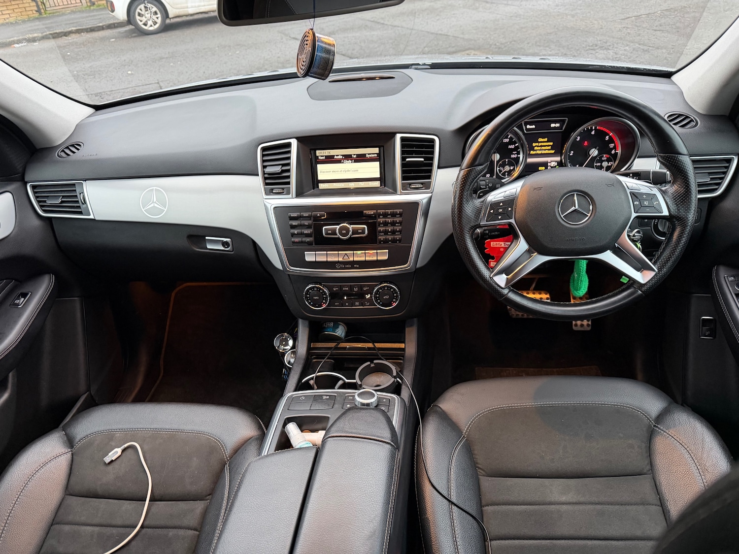 Used Mercedes-Benz M Class 2012 for sale - 77151356: Photo 11
