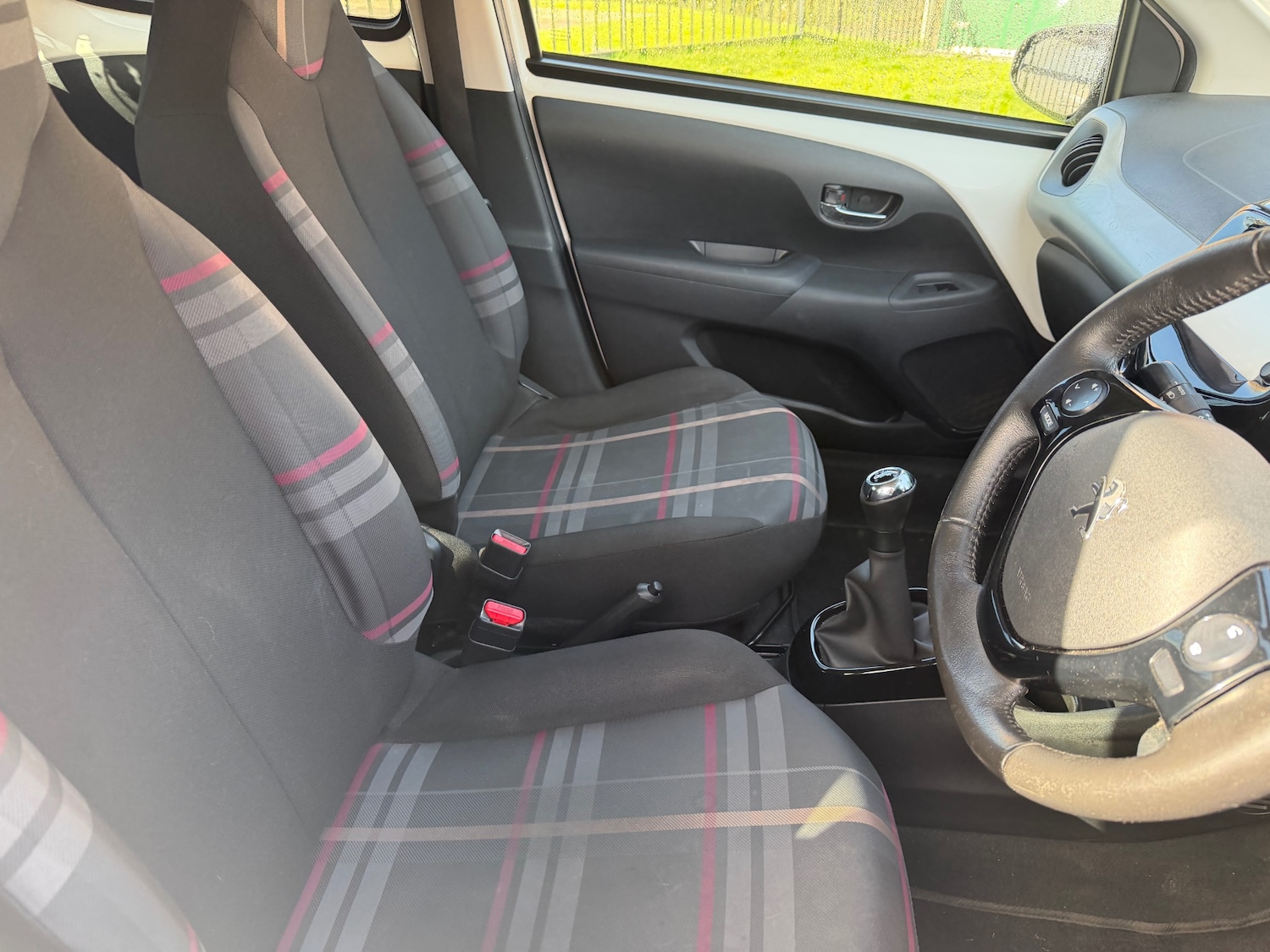 Used Peugeot 108 2015 for sale - 77981220: Photo 16