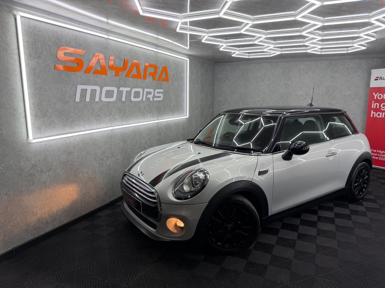 Used MINI Hatch 2015 for sale - 78157430: Photo 1