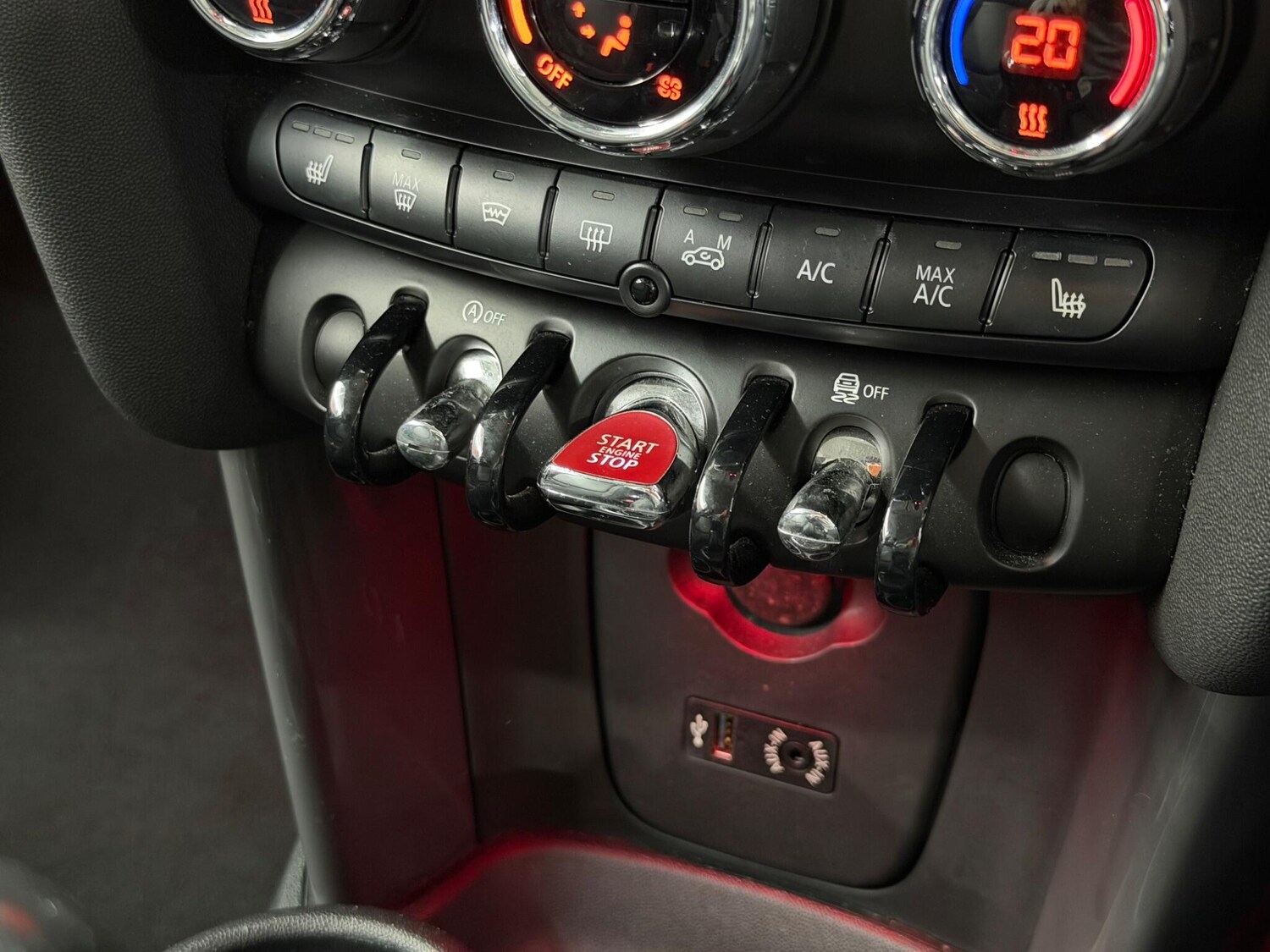 Used MINI Hatch 2015 for sale - 78157430: Photo 31