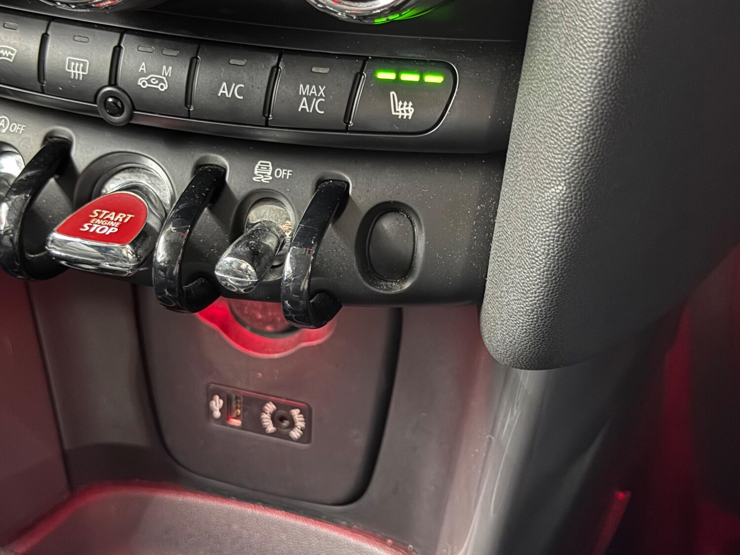 Used MINI Hatch 2015 for sale - 78157430: Photo 38