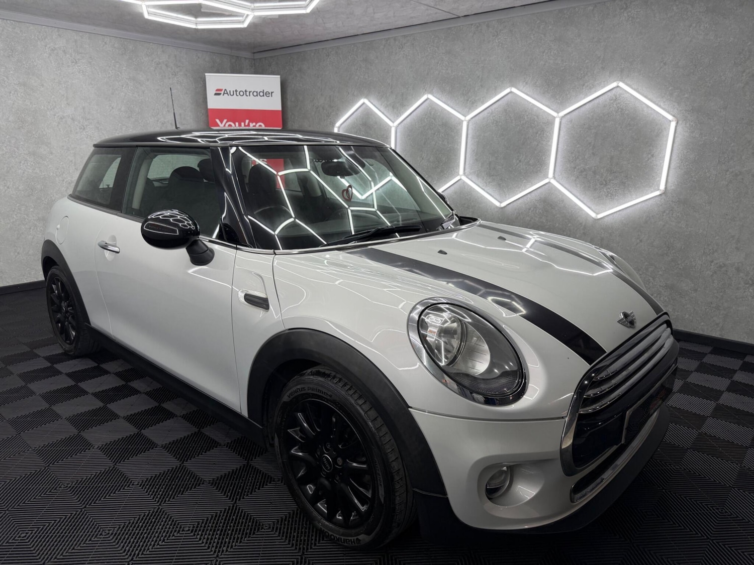 Used MINI Hatch 2015 for sale - 78157430: Photo 4