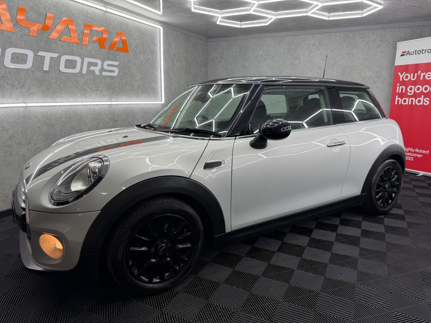 Used MINI Hatch 2015 for sale - 78157430: Photo 8