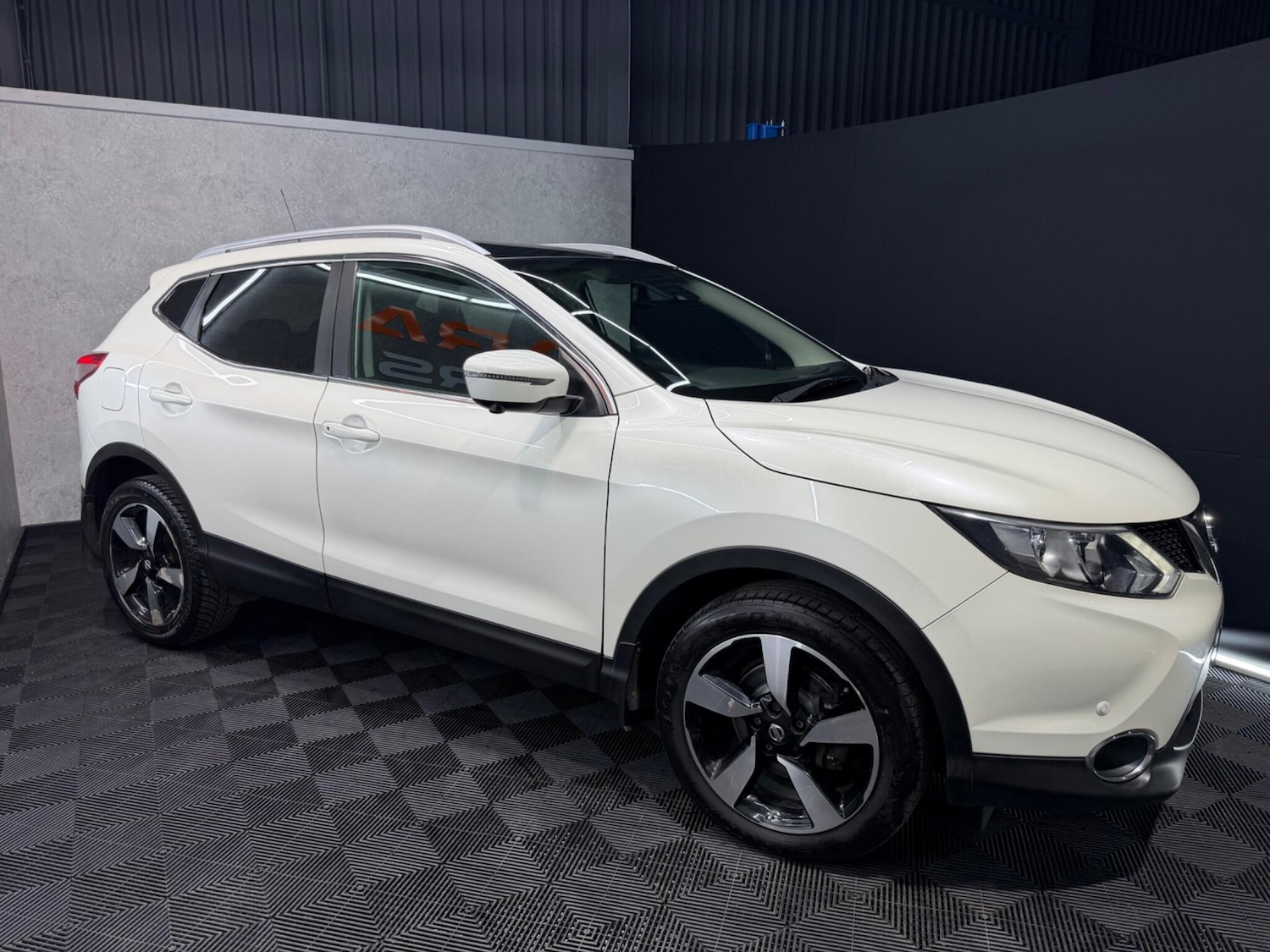 Used Nissan Qashqai for sale - 77784756: Photo 9