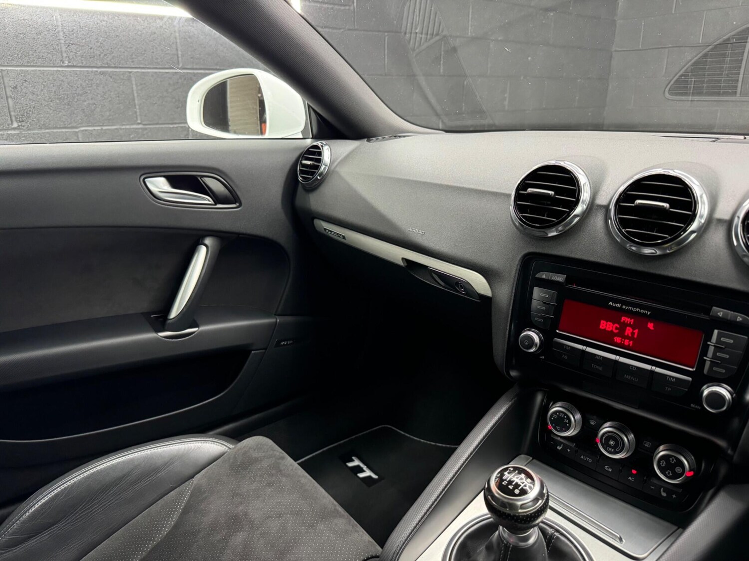 Used Audi TT 2012 for sale - 76862568: Photo 32