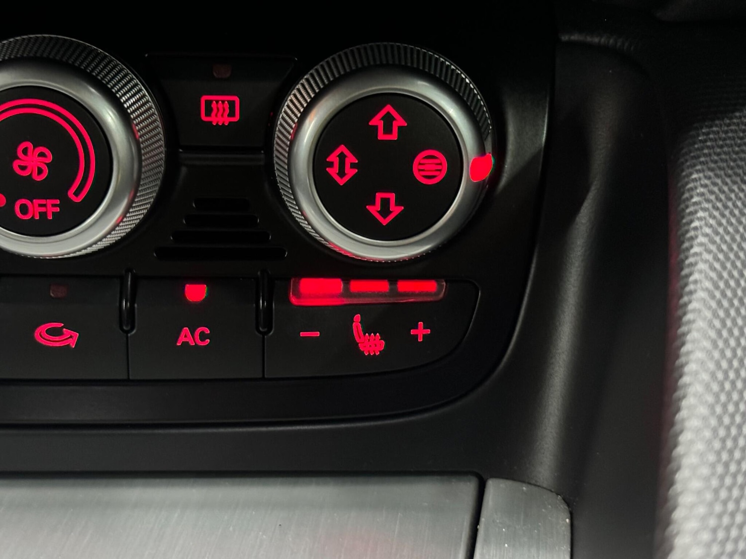 Used Audi TT 2012 for sale - 76862568: Photo 38