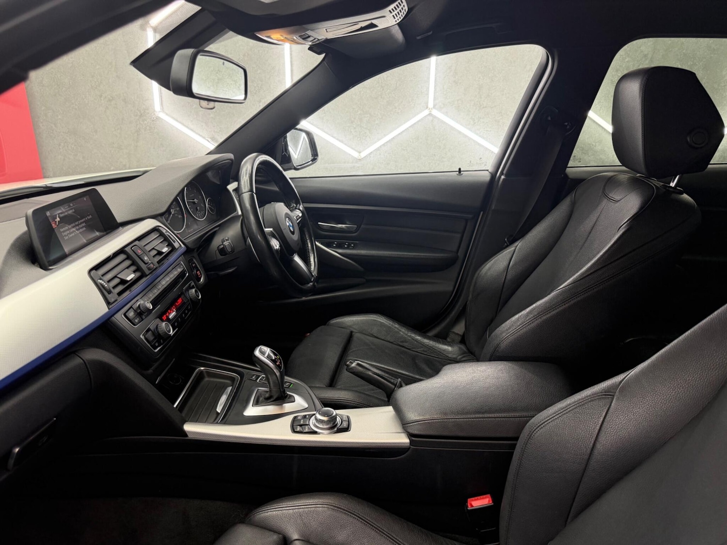 Used BMW 3 Series for sale - 78136374: Photo 25