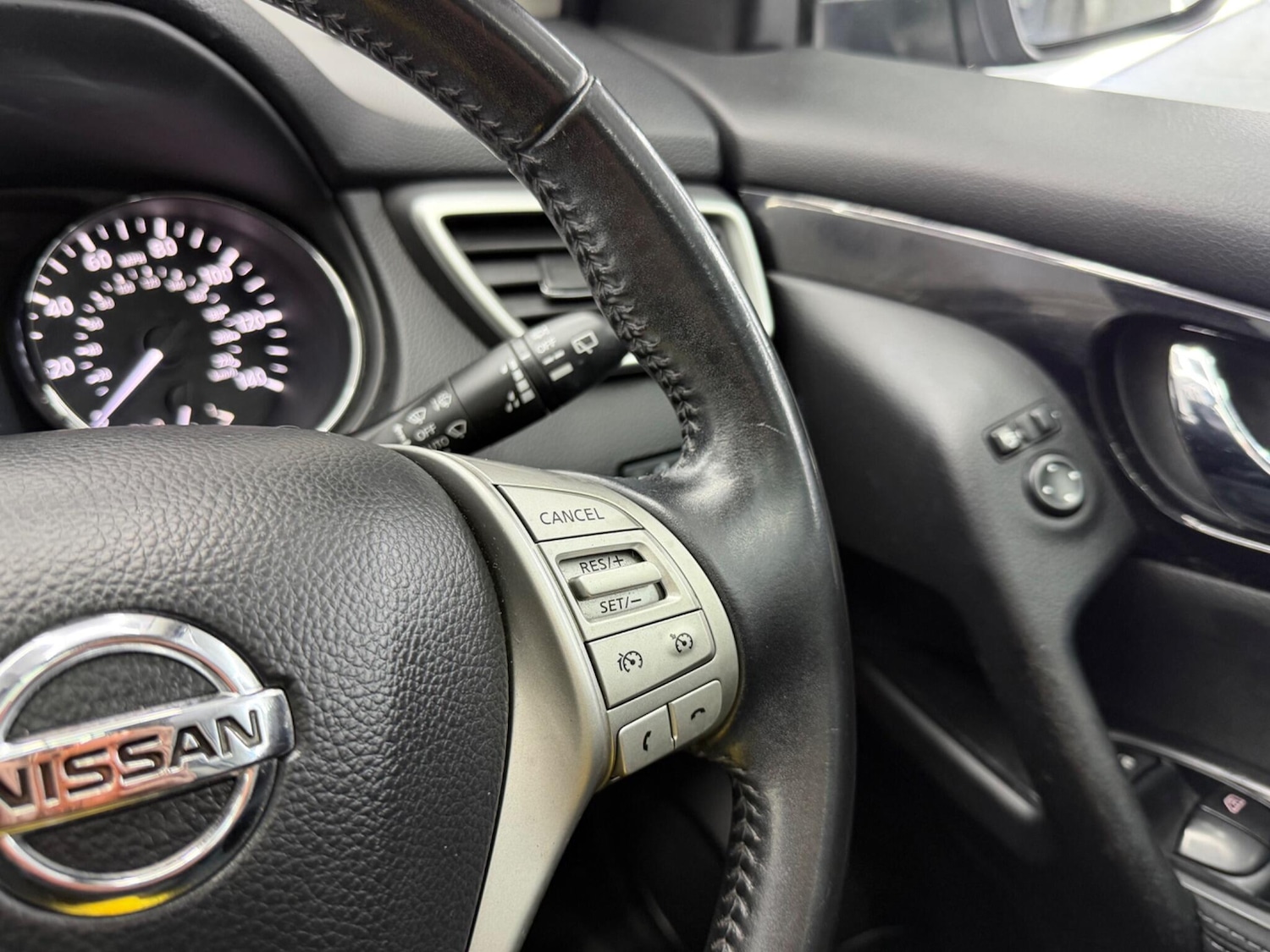 Used Nissan Qashqai 2015 for sale - 78034007: Photo 38