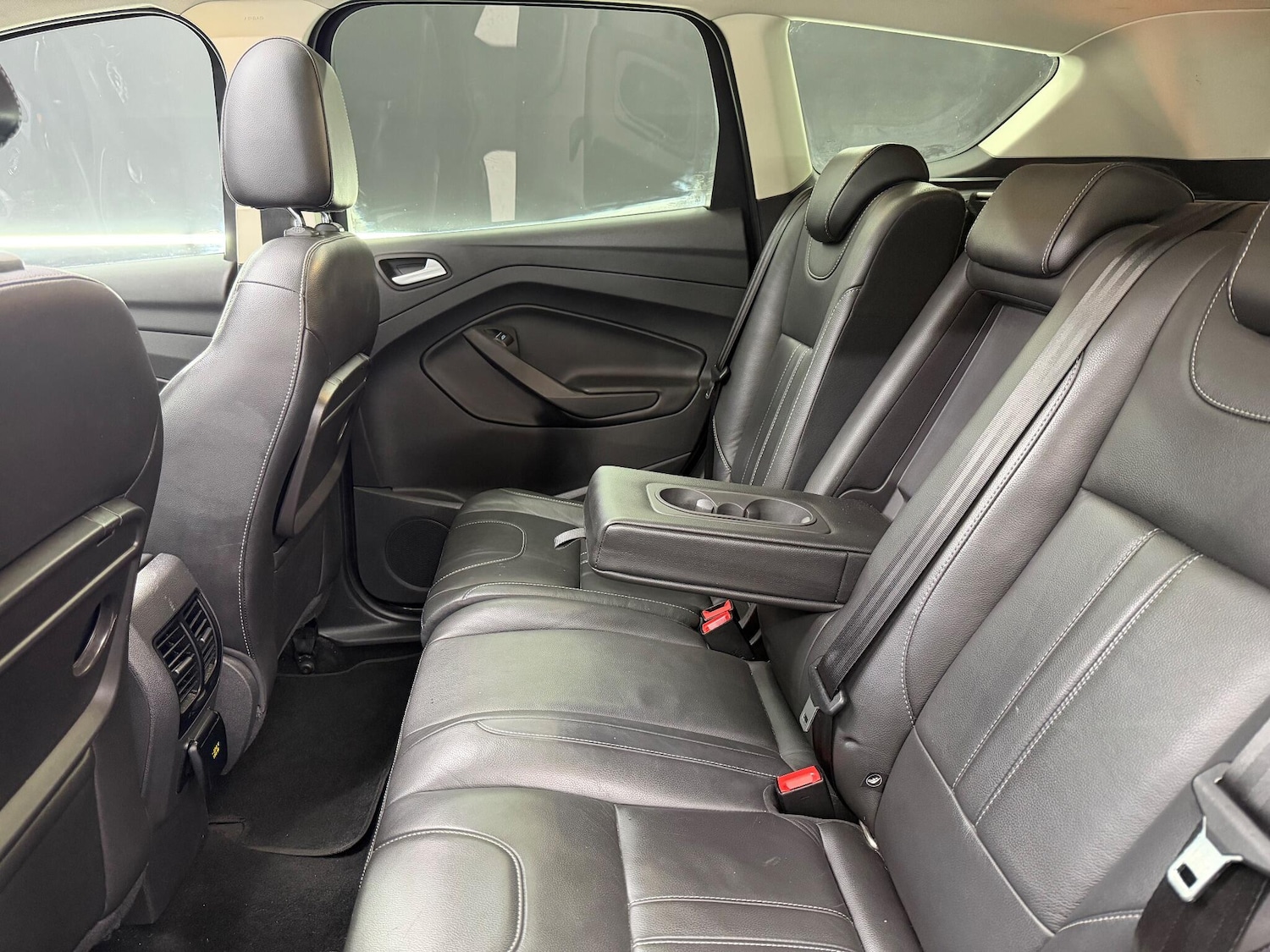 Used Ford Kuga 2016 for sale - 77015415: Photo 26