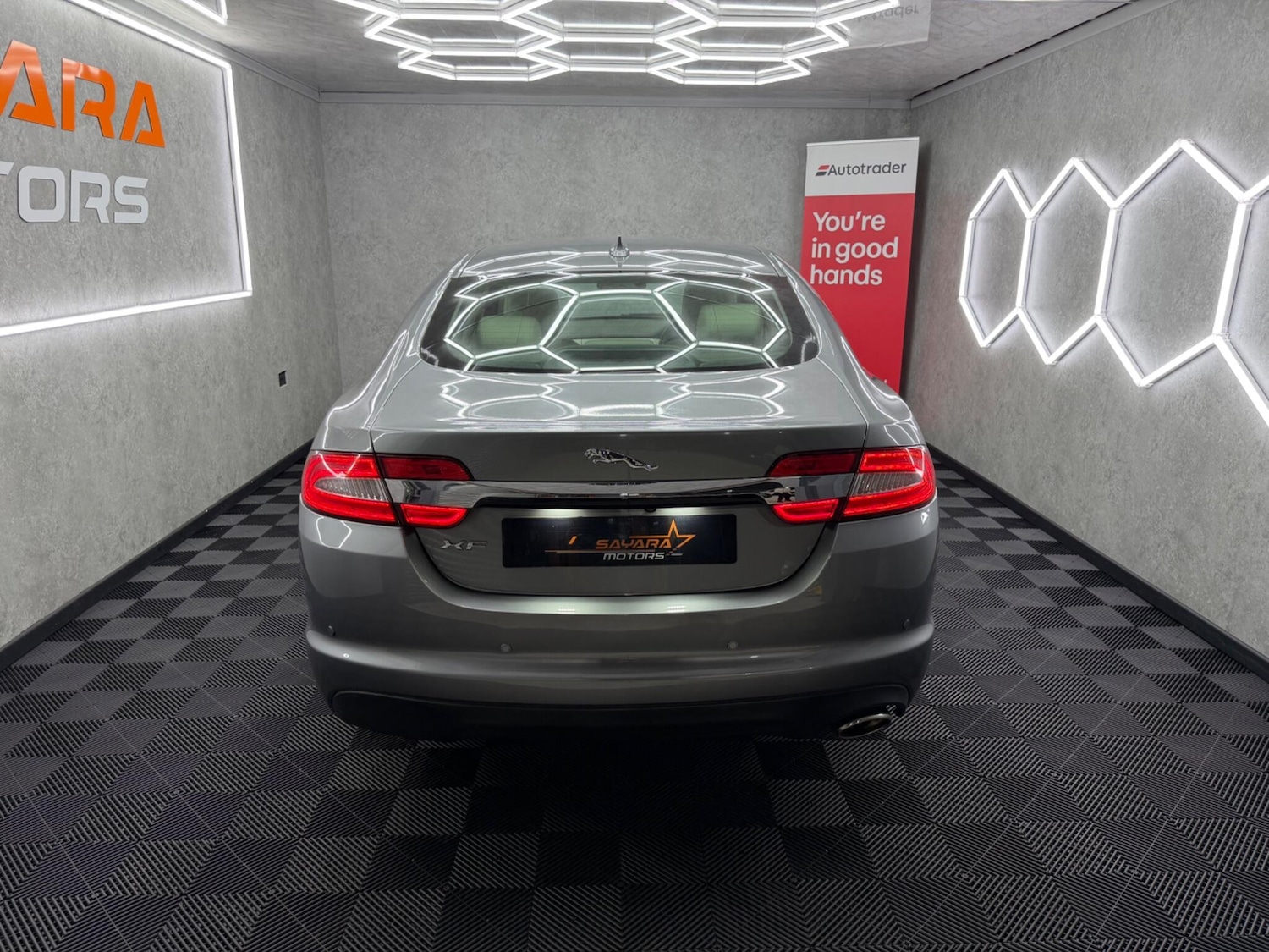 Used Jaguar XF 2014 for sale - 77982603: Photo 10