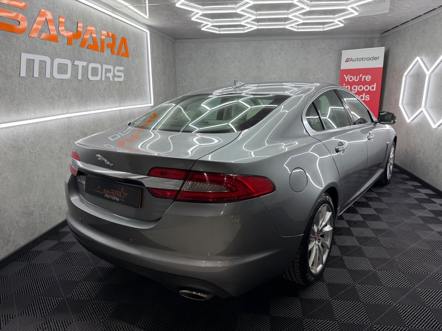 Used Jaguar XF 2014 for sale - 77982603: Photo 15