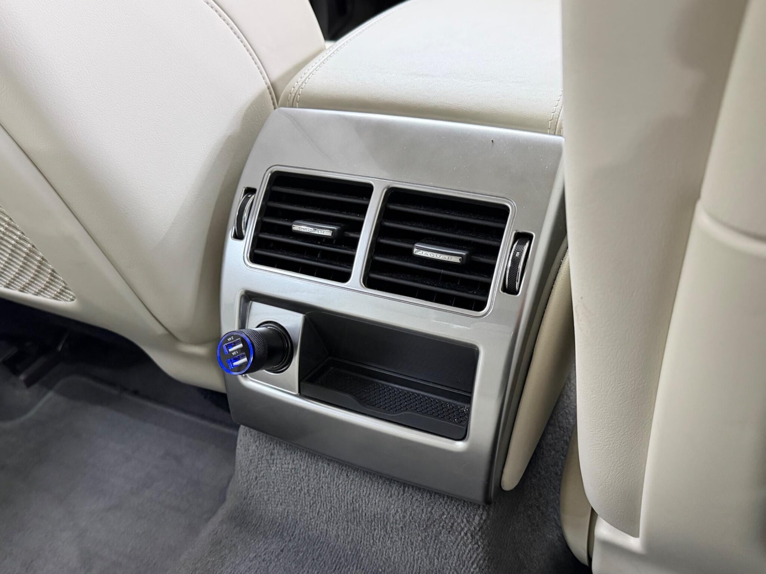 Used Jaguar XF 2014 for sale - 77982603: Photo 28