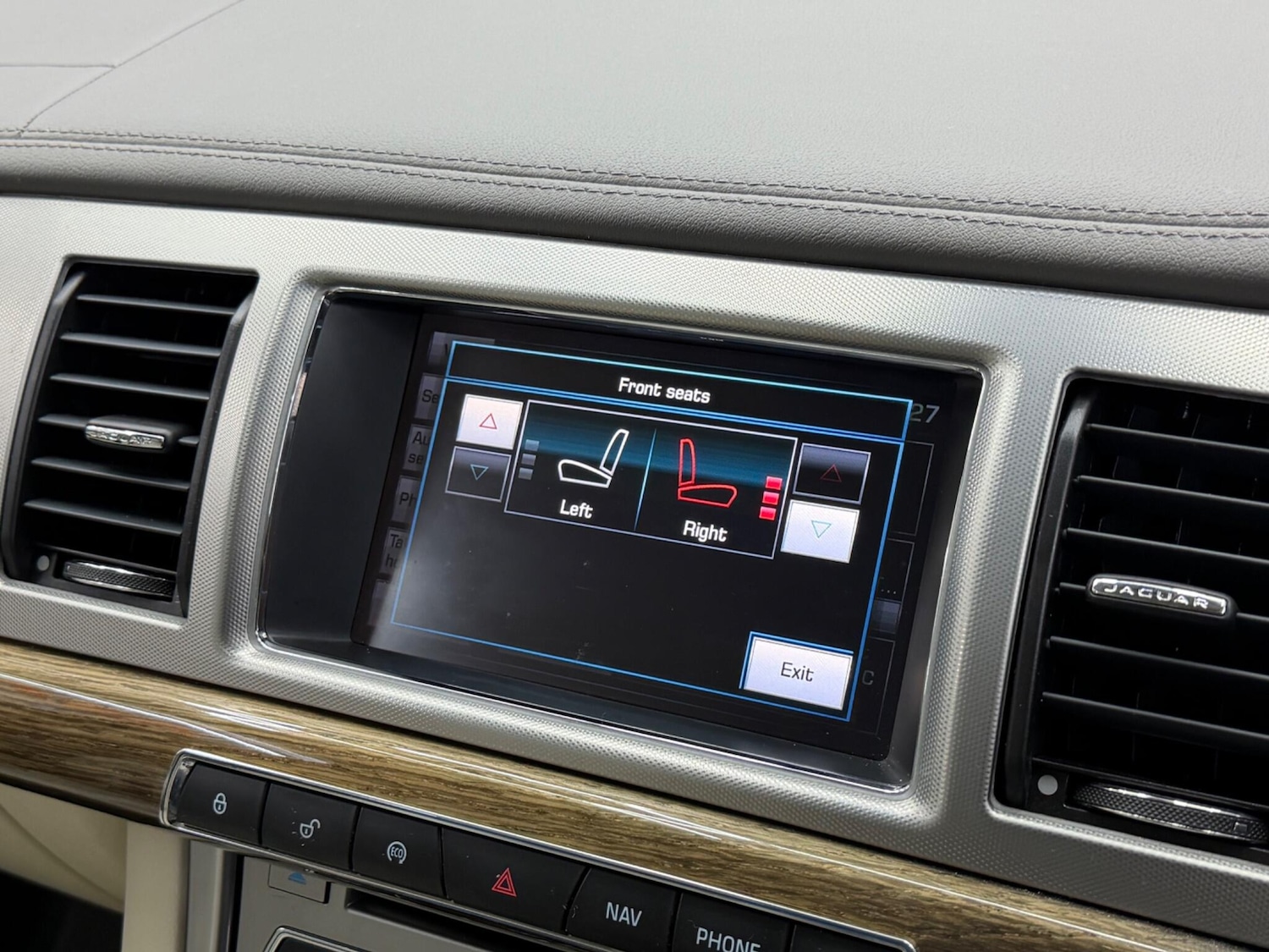 Used Jaguar XF 2014 for sale - 77982603: Photo 35