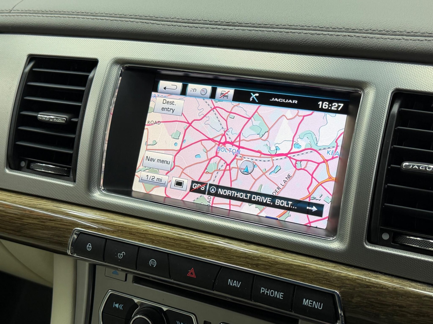 Used Jaguar XF 2014 for sale - 77982603: Photo 38