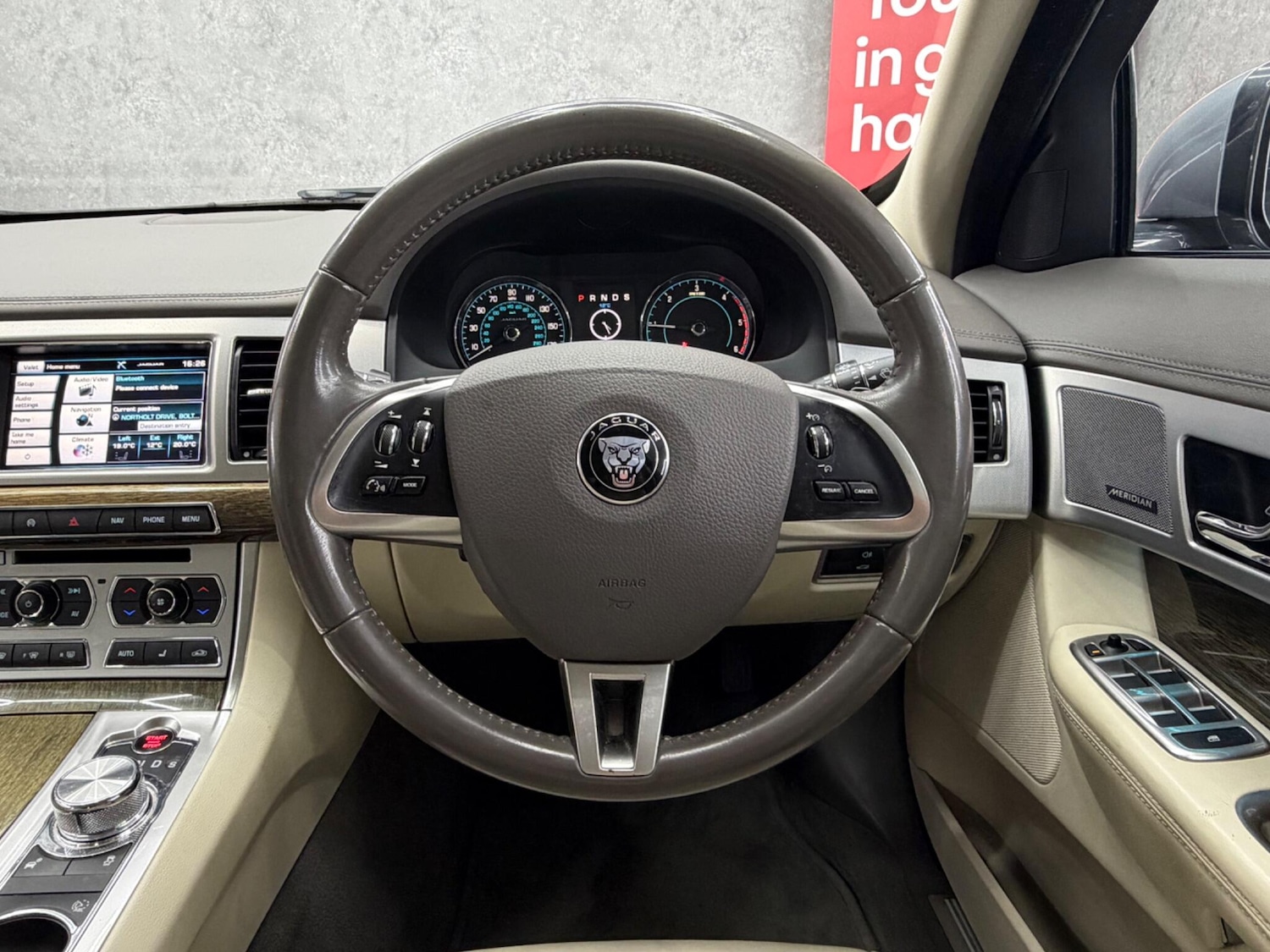 Used Jaguar XF 2014 for sale - 77982603: Photo 45