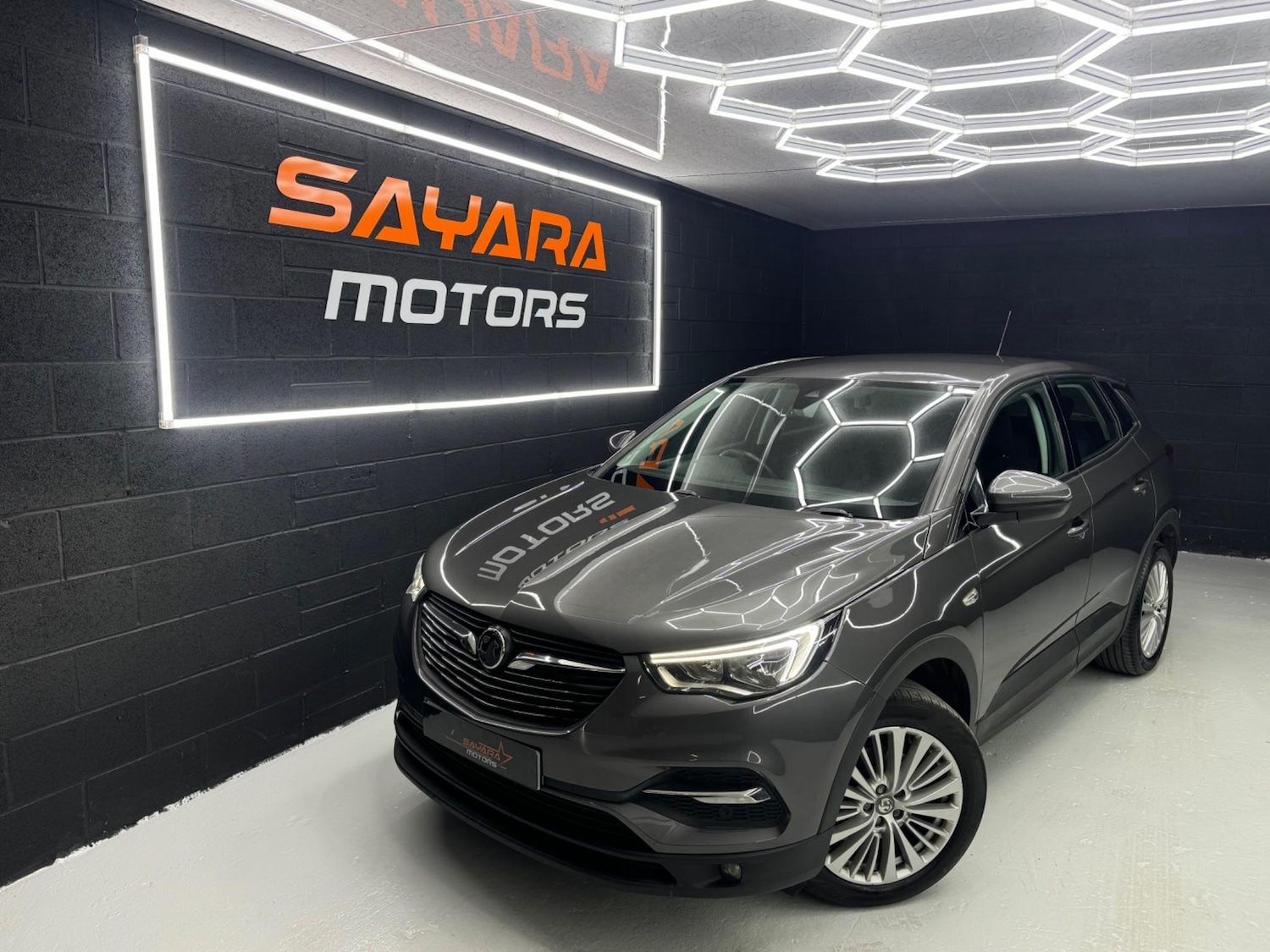 Used Vauxhall Grandland X 2018 for sale - 76862565: Photo 1