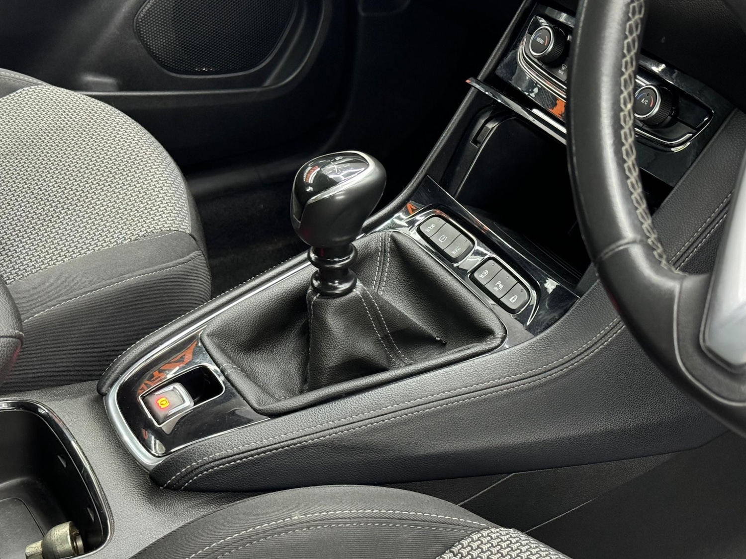 Used Vauxhall Grandland X 2018 for sale - 76862565: Photo 26