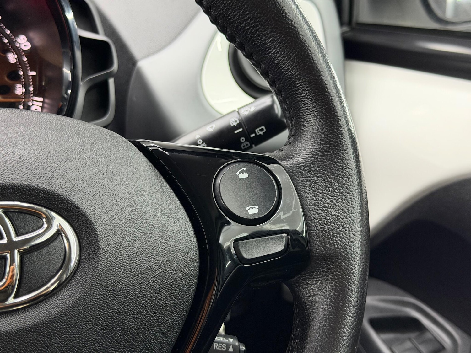 Used Toyota AYGO 2018 for sale - 76887305: Photo 37