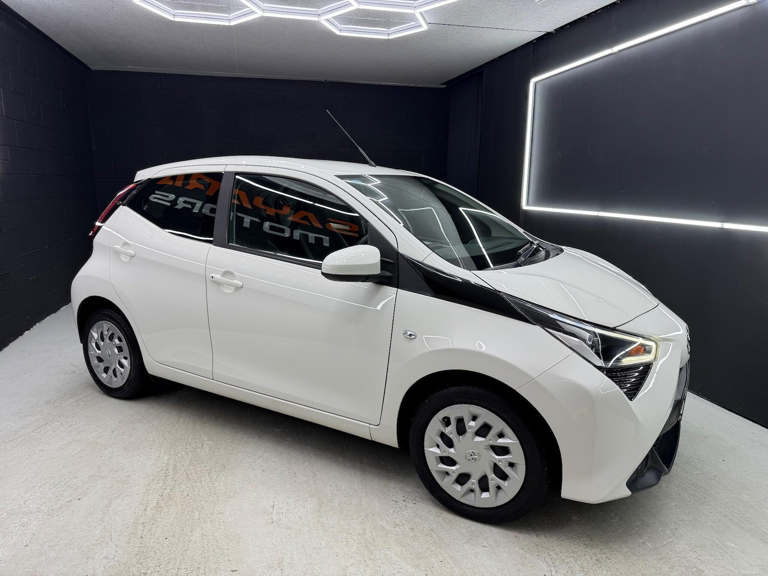 Used Toyota AYGO 2018 for sale - 76887305: Photo 6