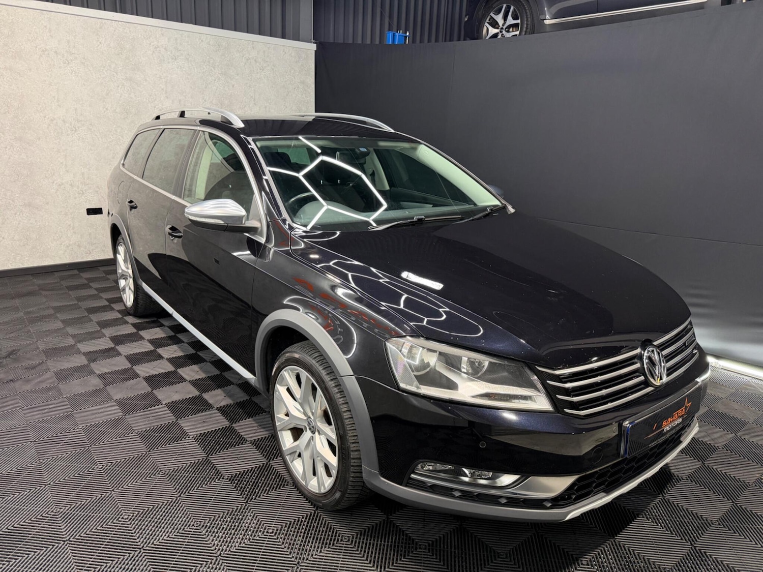 Used Volkswagen Passat 2013 for sale - 77400747: Photo 3