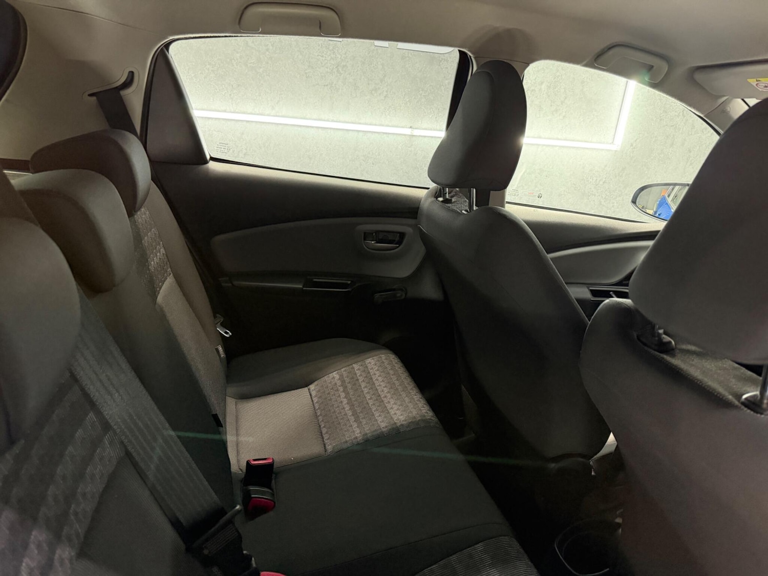 Used Toyota Yaris 2016 for sale - 77345269: Photo 18