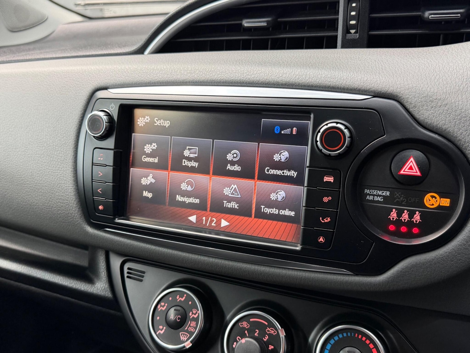 Used Toyota Yaris 2016 for sale - 77345269: Photo 24