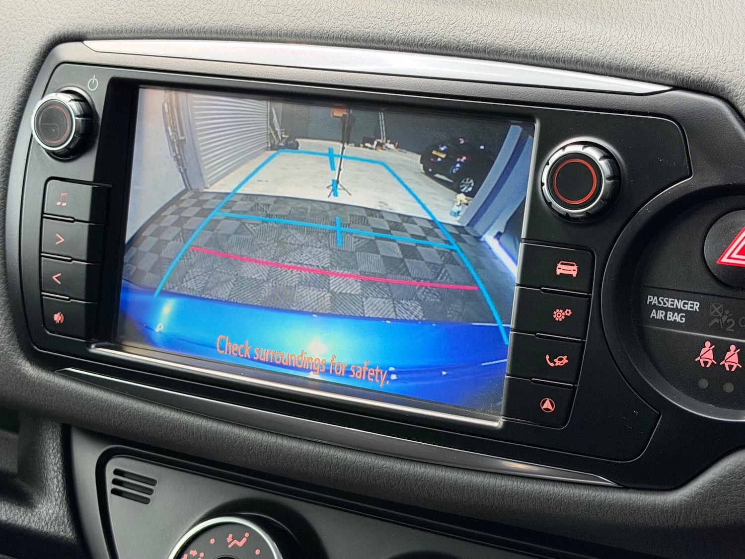 Used Toyota Yaris 2016 for sale - 77345269: Photo 25