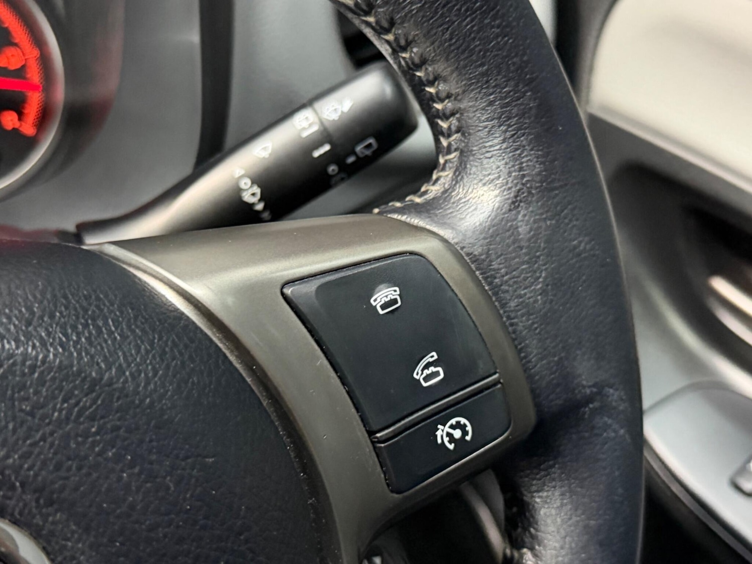 Used Toyota Yaris 2016 for sale - 77345269: Photo 35