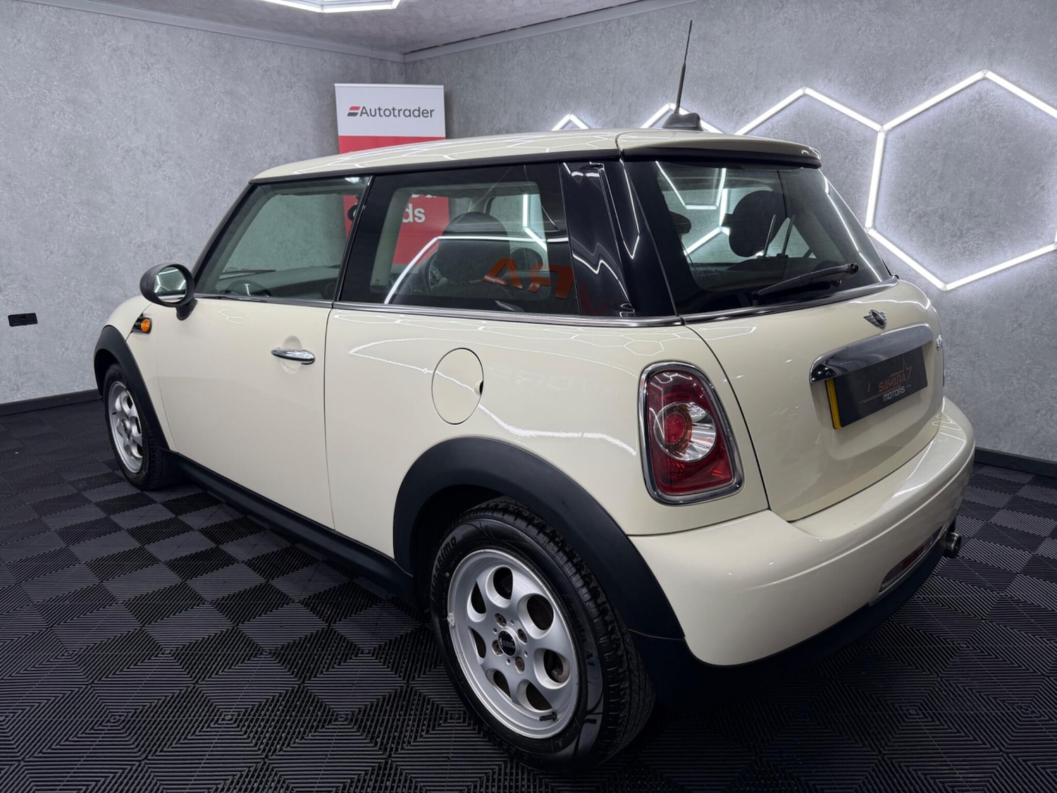 Used MINI Hatch 2011 for sale - 78101040: Photo 12