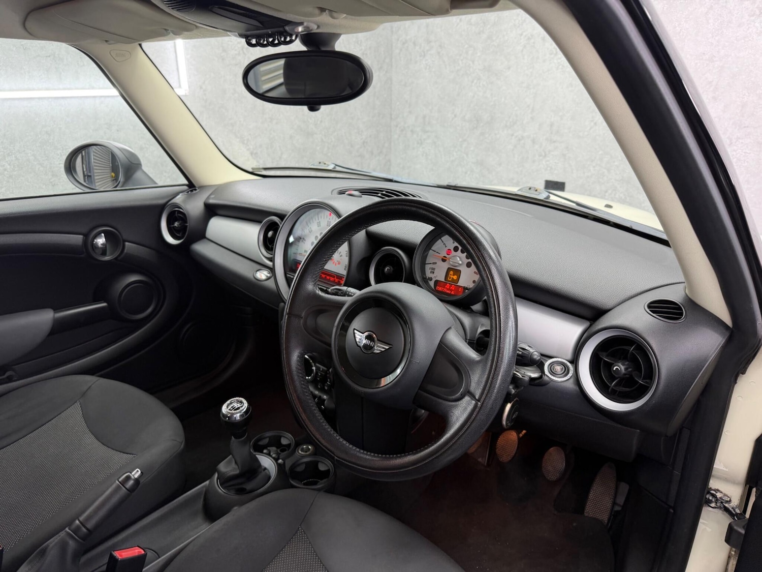 Used MINI Hatch 2011 for sale - 78101040: Photo 19