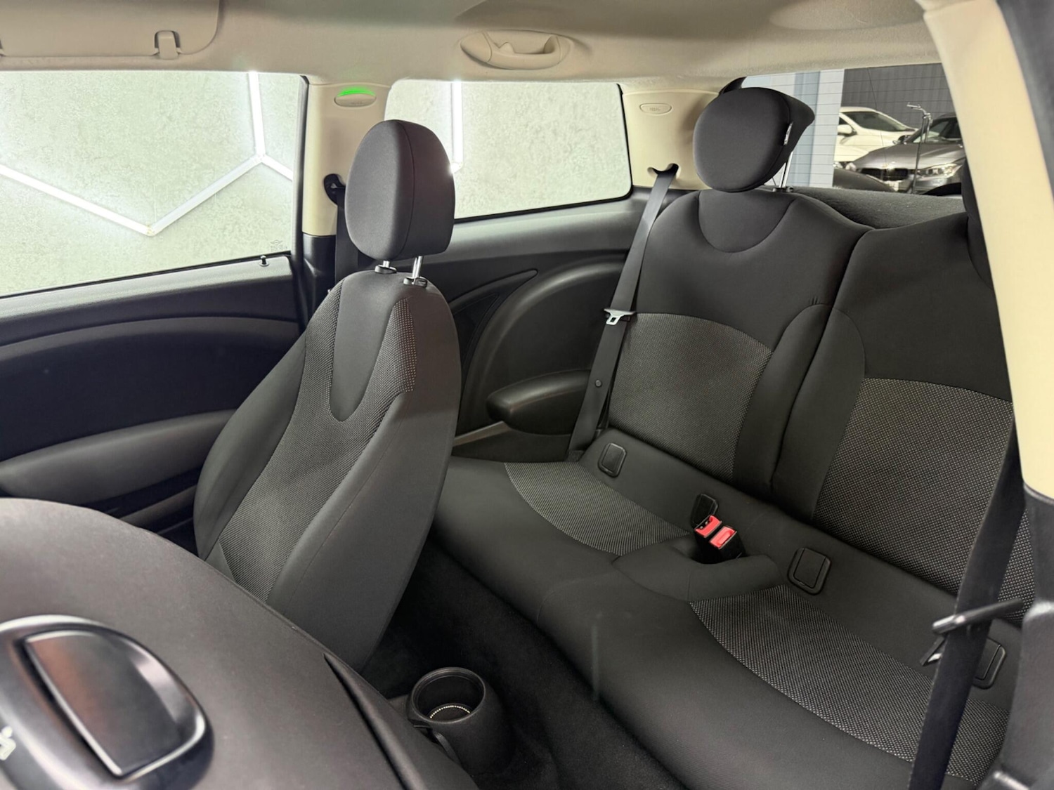 Used MINI Hatch 2011 for sale - 78101040: Photo 23