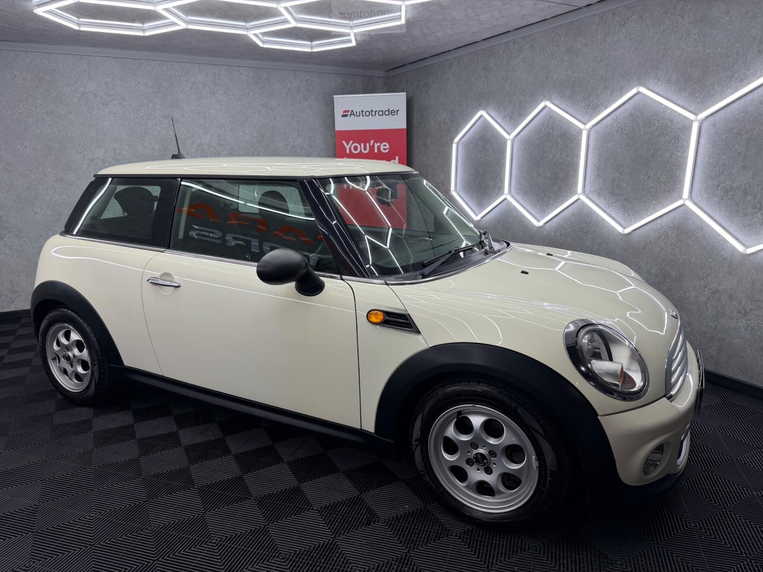 Used MINI Hatch 2011 for sale - 78101040: Photo 7