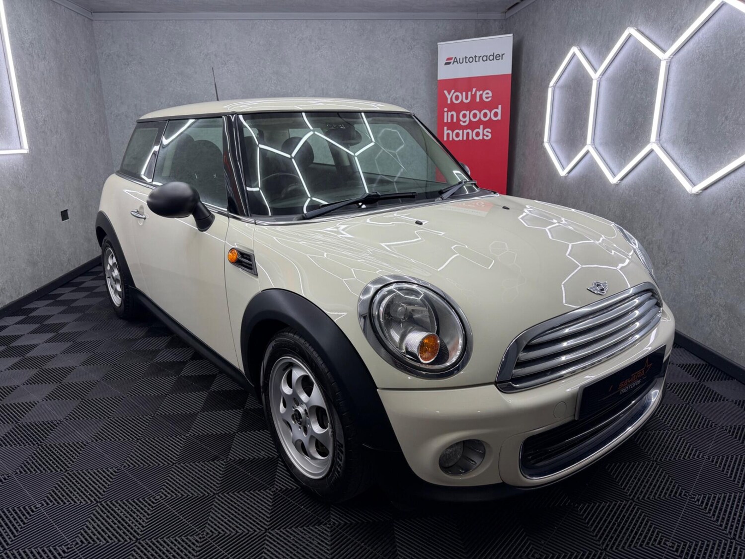 Used MINI Hatch 2011 for sale - 78101040: Photo 9