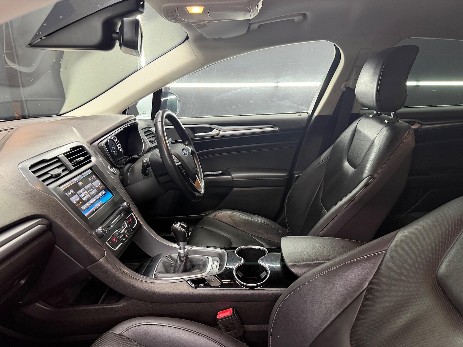 Used Ford Mondeo 2015 for sale - 77143230: Photo 23